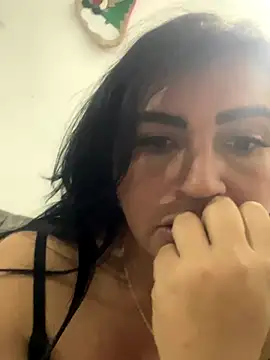 Snapshot of sophie-honey chatting on December 19, 2025, 2:26 am sophie-honey online show from December 19, 2025, 2:26 am