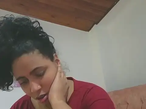 Snapshot of Valery__lovex chatting on January 5, 2026, 10:57 pm Valery lovex online show from January 5, 2026, 10:57 pm