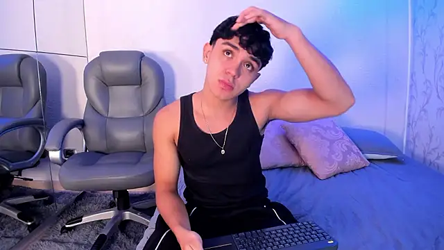 Snapshot of _TaylorBlack chatting on February 5, 2026, 11:39 am TaylorBlack online show from February 5, 2026, 11:39 am