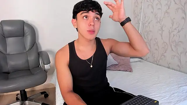 Snapshot of _TaylorBlack chatting on February 24, 2026, 11:33 am TaylorBlack online show from February 24, 2026, 11:33 am