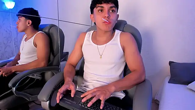 Snapshot of _TaylorBlack chatting on February 18, 2026, 12:12 pm TaylorBlack online show from February 18, 2026, 12:12 pm