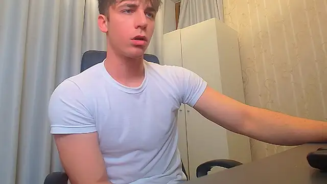 KellenWest online show from December 19, 2025, 5:10 am