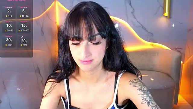 Tifany Tx online show from January 9, 2026, 7:43 pm