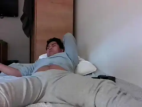 sweetpinoy2027 online show from January 13, 2026, 7:45 am