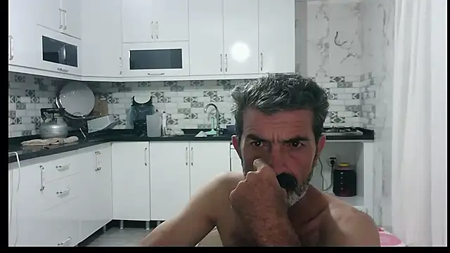 Snapshot of kobra21turki chatting on July 18, 2026, 10:18 pm kobra21turki online show from July 18, 2026, 10:18 pm