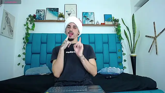 Snapshot of boy_Dirty_X chatting on December 19, 2025, 5:32 am boy Dirty X online show from December 19, 2025, 5:32 am