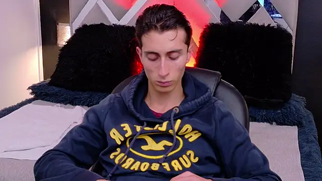 Ithan Skin online show from January 6, 2026, 11:47 am