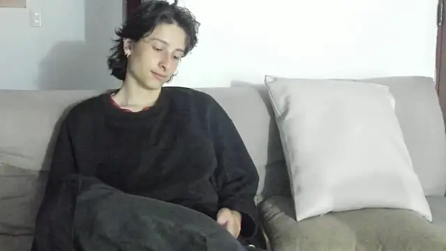 cirosky elchicopolla online show from March 23, 2026, 3:17 am