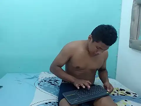 toomixxx online show from December 23, 2025, 7:07 am