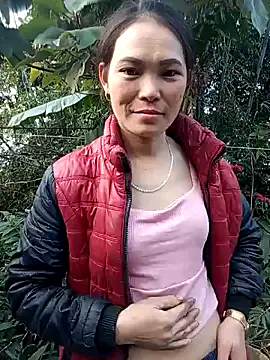 Snapshot of Girl_cutee chatting on January 13, 2026, 9:35 am Girl cutee online show from January 13, 2026, 9:35 am