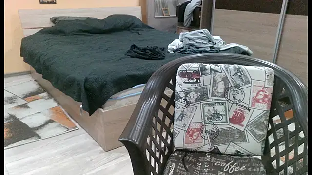 alieninhumanbody1 online show from January 14, 2026, 2:26 am