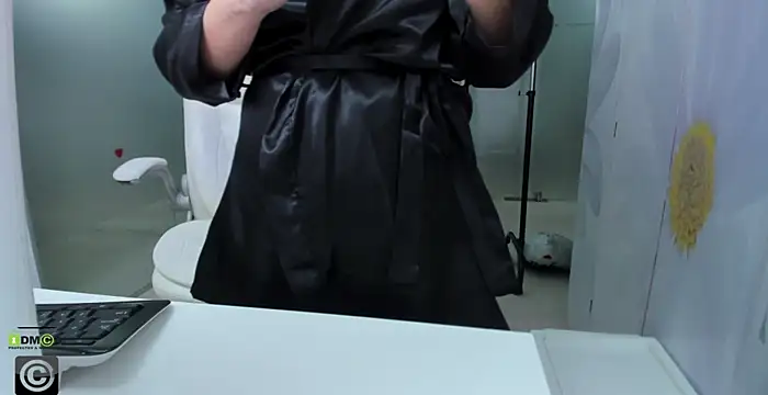 missdominna online show from February 25, 2026, 4:01 am