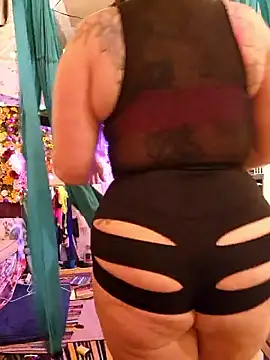 infinirose online show from March 27, 2026, 7:50 am