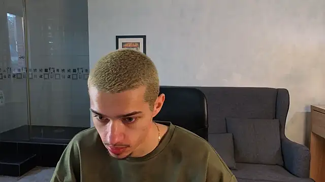 KaydenDrew online show from April 6, 2026, 4:30 am