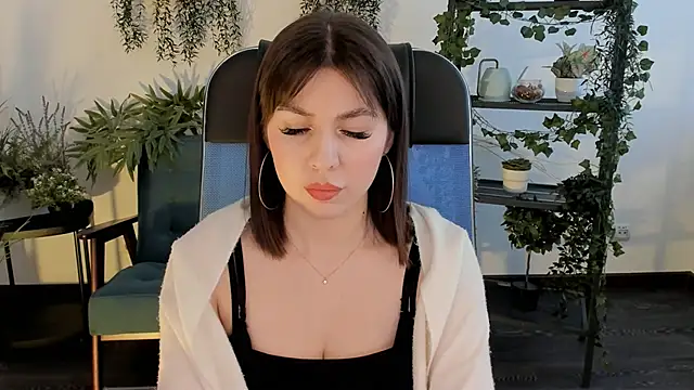 Snapshot of DiRosie chatting on February 6, 2026, 10:11 am DiRosie online show from February 6, 2026, 10:11 am