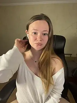 CaramelleSugarr online show from April 25, 2026, 7:44 pm