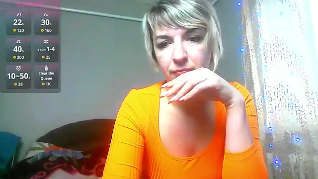 Lana Foxyy online show from March 29, 2026, 5:09 am