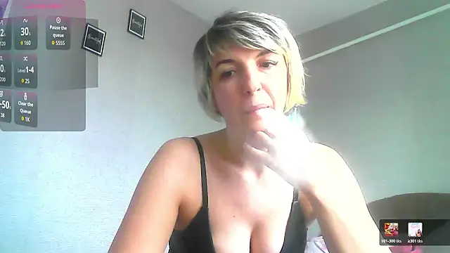 Lana Foxyy online show from March 30, 2026, 9:11 am