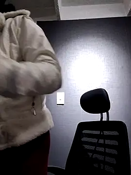 Snapshot of Venuz_Rivers_ chatting on January 16, 2026, 12:42 pm Venuz Rivers online show from January 16, 2026, 12:42 pm