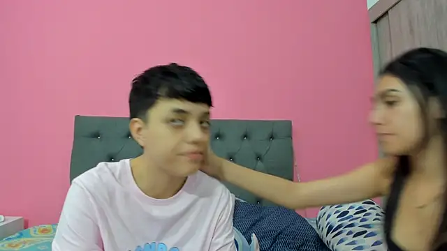 Snapshot of ariloe_quintero chatting on February 20, 2026, 12:51 pm ariloe quintero online show from February 20, 2026, 12:51 pm