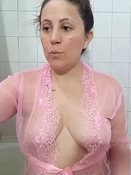 SofiEsteves online show from April 3, 2026, 2:56 pm