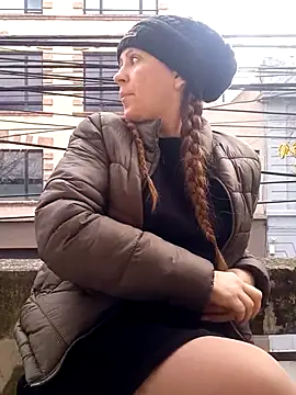 Snapshot of SofiEsteves chatting on June 21, 2026, 6:57 pm SofiEsteves online show from June 21, 2026, 6:57 pm