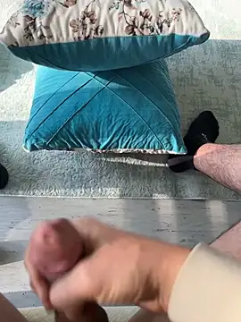 Snapshot of esmer_baran44 chatting on December 21, 2025, 12:18 pm esmer baran44 online show from December 21, 2025, 12:18 pm