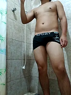 HotJXS online show from December 19, 2025, 11:51 pm