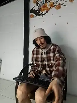 sk8-boy online show from February 7, 2026, 12:57 pm