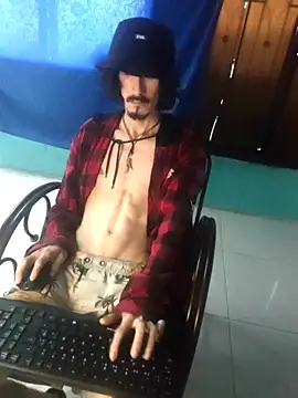 sk8-boy online show from February 6, 2026, 1:18 pm