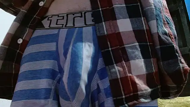 sk8-boy online show from May 29, 2026, 2:34 pm