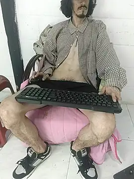 sk8-boy online show from March 12, 2026, 5:28 pm