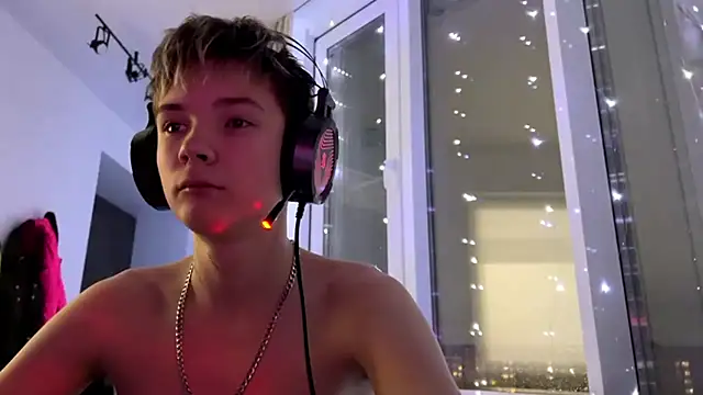 MilesSwanson online show from December 20, 2025, 7:50 pm