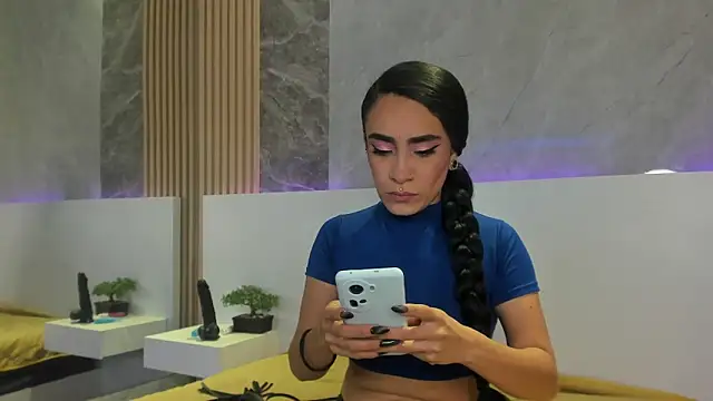 Snapshot of PamelaRed_ chatting on January 6, 2026, 3:05 pm PamelaRed online show from January 6, 2026, 3:05 pm