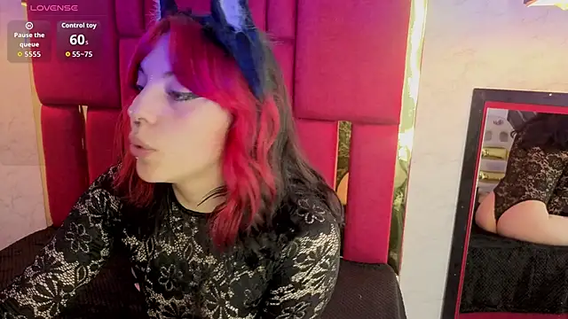 Snapshot of morgana_white chatting on February 10, 2026, 6:29 pm morgana white online show from February 10, 2026, 6:29 pm