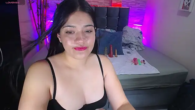 Valeri hot22 online show from April 4, 2026, 8:37 pm