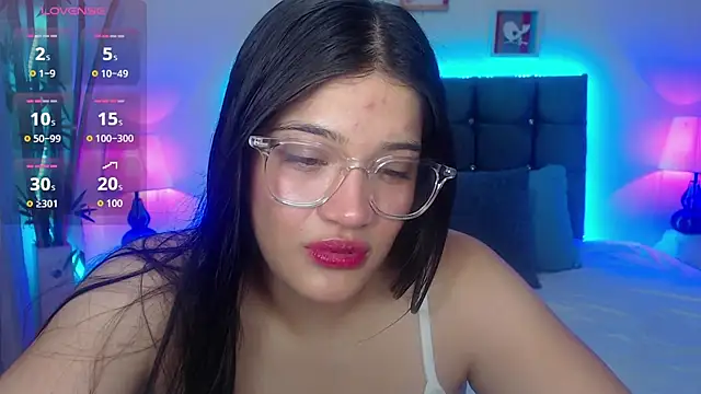 Snapshot of Valeri_hot22 chatting on December 22, 2025, 8:42 pm Valeri hot22 online show from December 22, 2025, 8:42 pm