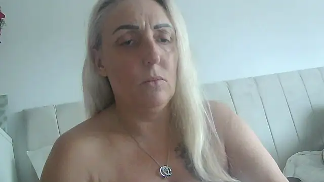 theblondecocklover online show from February 26, 2026, 10:37 am