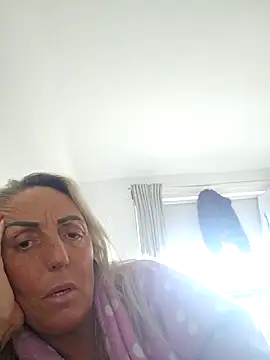 theblondecocklover online show from May 16, 2026, 6:45 am
