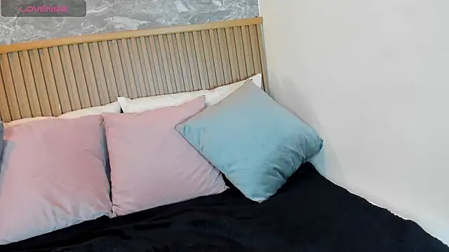 Snapshot of alina_souvage_ chatting on February 8, 2026, 8:39 pm alina souvage online show from February 8, 2026, 8:39 pm