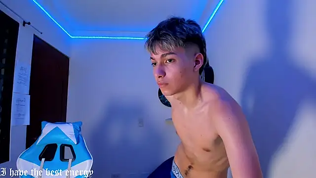 Snapshot of harry_jonshon69 chatting on February 5, 2026, 12:50 am harry jonshon69 online show from February 5, 2026, 12:50 am