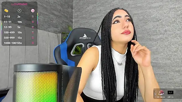 Snapshot of Odett_Khast chatting on December 17, 2025, 5:12 am Odett Khast online show from December 17, 2025, 5:12 am