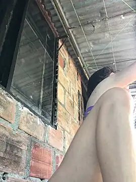 Koral 10 online show from April 17, 2026, 3:37 pm