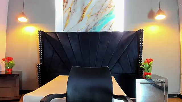 Amellia brown2 online show from December 18, 2025, 4:28 am