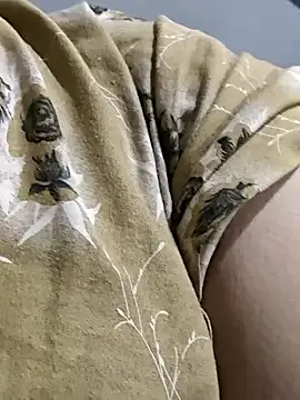 Snapshot of Telugumistress chatting on January 19, 2026, 7:12 am Telugumistress online show from January 19, 2026, 7:12 am