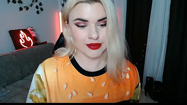 Ariana Saint online show from April 1, 2026, 5:21 pm