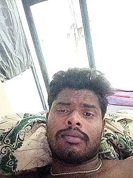 Snapshot of Anji8639 chatting on July 7, 2026, 6:05 am Anji8639 online show from July 7, 2026, 6:05 am