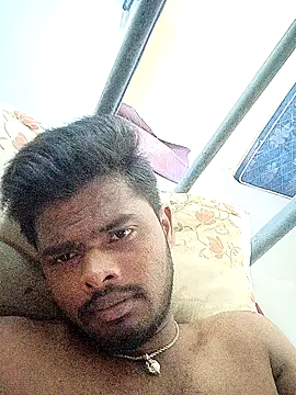 Snapshot of Anji8639 chatting on June 14, 2026, 2:07 pm Anji8639 online show from June 14, 2026, 2:07 pm