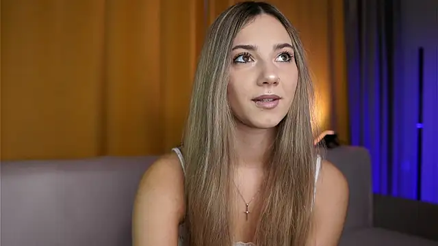 angel lin online show from April 4, 2026, 2:45 pm