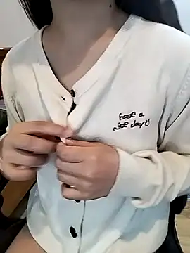 Miu ii online show from January 15, 2026, 5:00 am